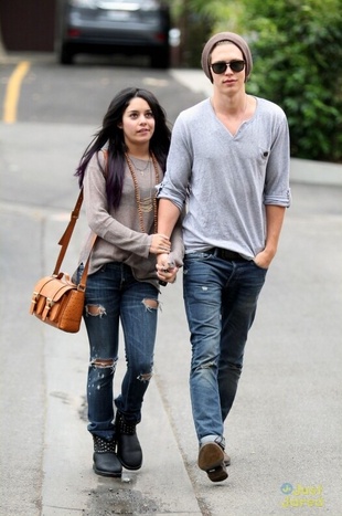 Vanessa Hudgens Lunch with Boyfriend Austin Butler in Los Angeles June 15, 2012