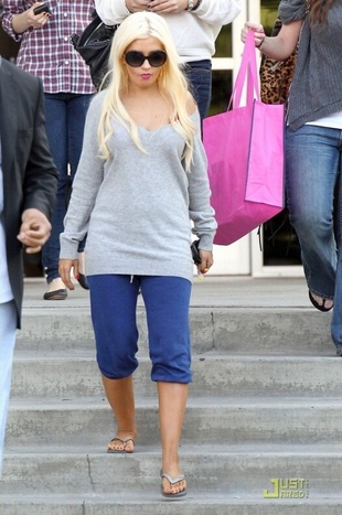 Christina Aguilera Leaving the Chelsea Lately Show November 102010