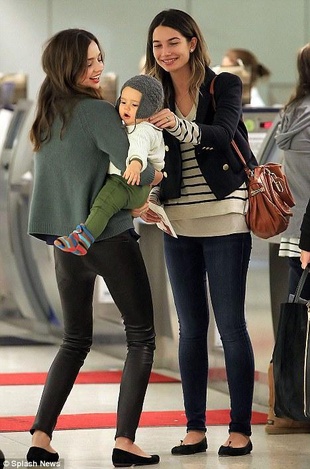 Lily Aldridge JFK Npvember 28 2011