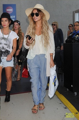 Vanessa Hudgens LAX Airport May 19, 2014