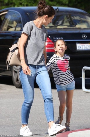 Katie Holmes Los Angeles Mall March 16, 2015