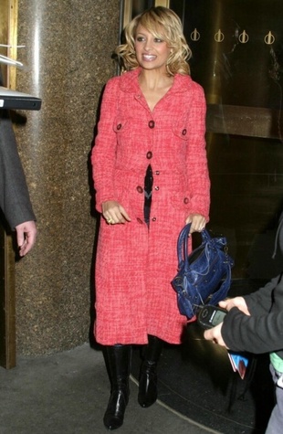 Nicole Richie Leaving the Conan Show January 21, 2005