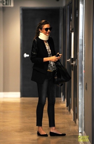 Miranda Kerr Medical Office in Los Angeles March 14, 2013