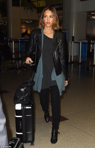 Jessica Alba LAX Airport April 9, 2015