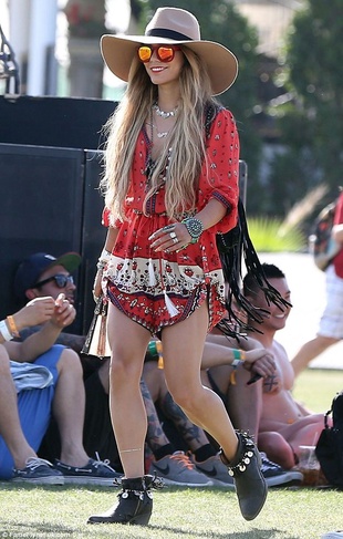 Vanessa Hudgens Coachella April 13, 2014