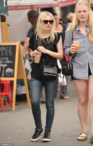 Dakota Fanning Studio City July 20, 2014