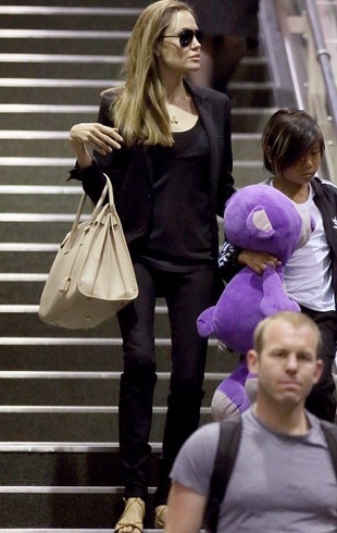 Angelina Jolie Tokyo Airport July 30, 2013