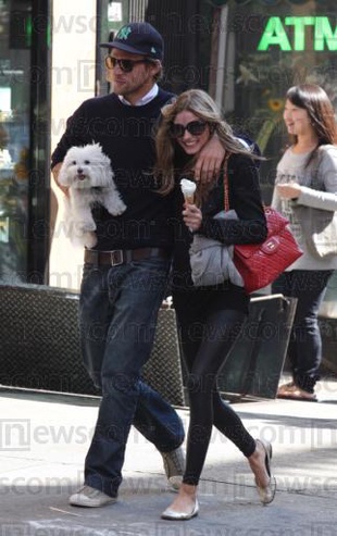 Olivia Palermo Out in the West Village in New York September 20, 2008