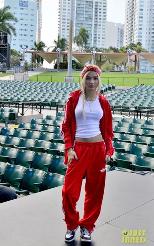 Pia Mia Perez Rehearsing For New Year's Revolution December 30, 2015