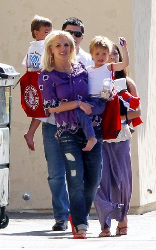 Britney Spears at a Dojo in Studio City May 8, 2010