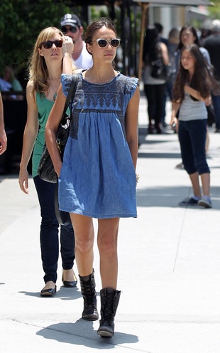 Jessica Alba at the Cheesecake Factory in Beverly Hills June 5, 2010