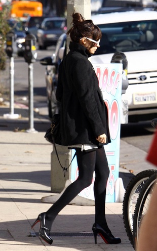 Nicole Richie Leaving 8 Oz. Burger Bar in West Hollywood January 2, 2010