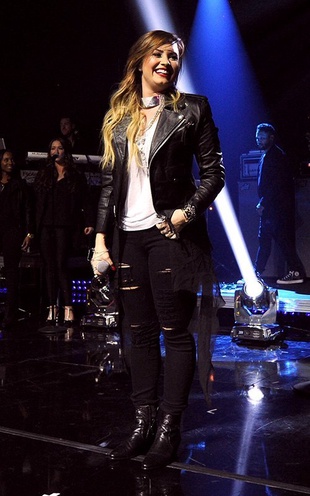 Demi Lovato Iheartradio Live April 14, 2014