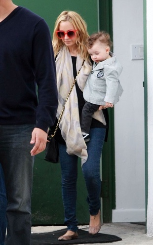 Nicole Richie outside the Tree House Social Club for Harlow's birthday party January 8, 2011