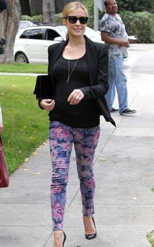 Kristin Cavallari Running Errands Out in Studio City April 25, 2012