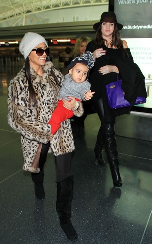 Kourtney Kardashian JFK Airport November 28, 2010