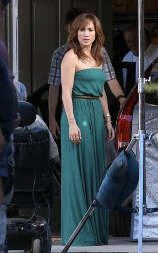 Jennifer Lopez the Boy Next Door Set November 27, 2013