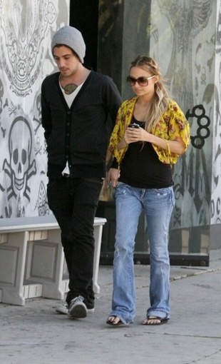 Nicole Richie Out in Los Angeles March 24, 2009