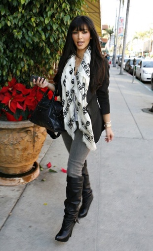 Kim Kardashian Out of a Nail Salon in Beverly Hills December 20, 2008