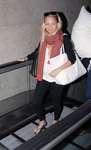 Nicole Richie at LAX Airport September 5, 2007