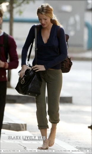 Blake Lively on Set of the Town in Boston August 25, 2009