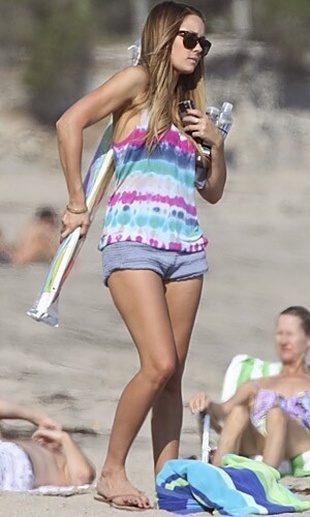 Lauren Conrad at the Beach in Malibu September 3, 2009