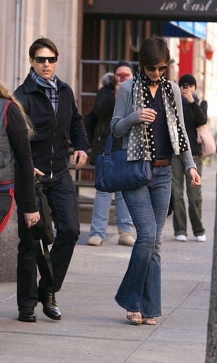 Katie Holmes Out to Lunch in New York October 31, 2008