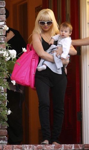 Christina Aguilera At Brother-in-law's House In La With Jordan Max And Dogs September 28, 2008