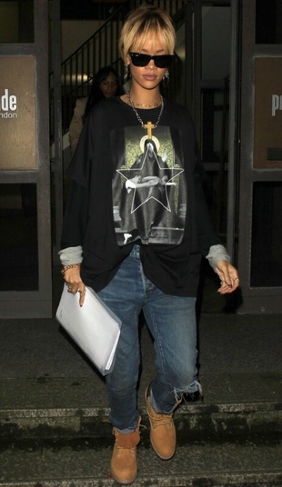 Rihanna Leaving a Meeting in London England February 23, 2012