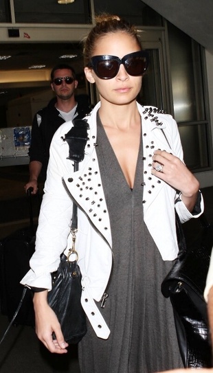 Nicole Richie Arriving at LAX March 22, 2012