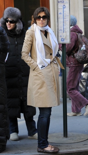 Katie Holmes Filming the Extra Man in New York February 25, 2009