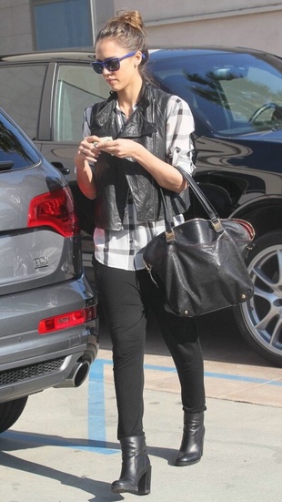 Jessica Alba Out in LA February 24, 2012