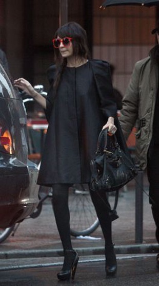 Nicole Richie Leaving Her Hotel in Paris February 24, 2010