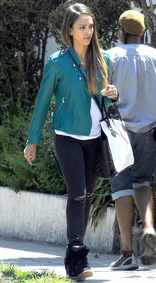 Jessica Alba Los Angeles July 29, 2013