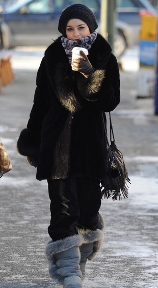 Vanessa Hudgens Out and About in Anchorage Alaska with Stella and Mom Gina November 17, 2011