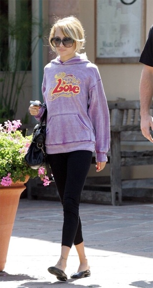 Nicole Richie Out with Brody September 27, 2006