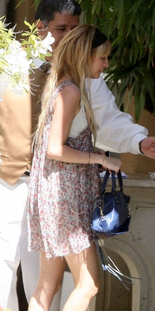 Nicole Richie Out For Lunch at the Four Seasons Hotel in Beverly Hills March 23, 2009