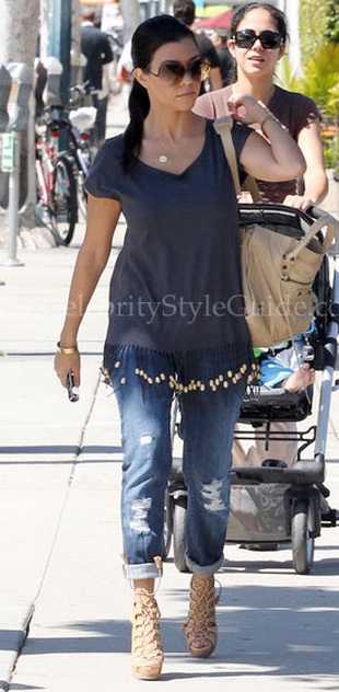 Kourtney Kardashian in Beverly Hills May 5, 2010