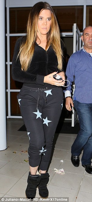 Khloe Kardashian Leaving a Studio in Hollywood October 30, 2013