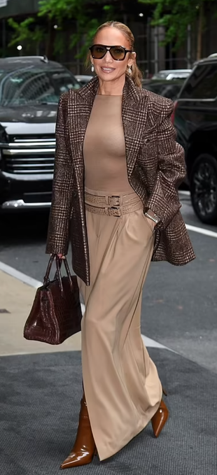 brown patent boots, tote handbag, tweed blazer, shirt, and shirt?