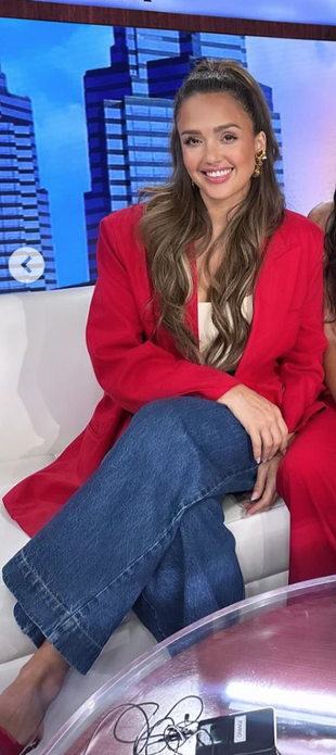 red blazer, jeans, beige shirt, pumps and handbag?