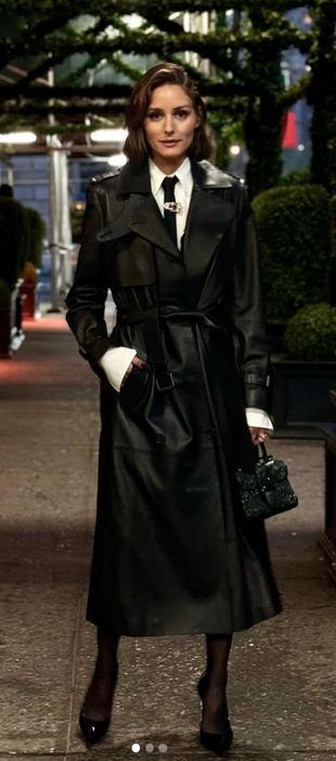 black leather coat, pumps, tights, and handbag?