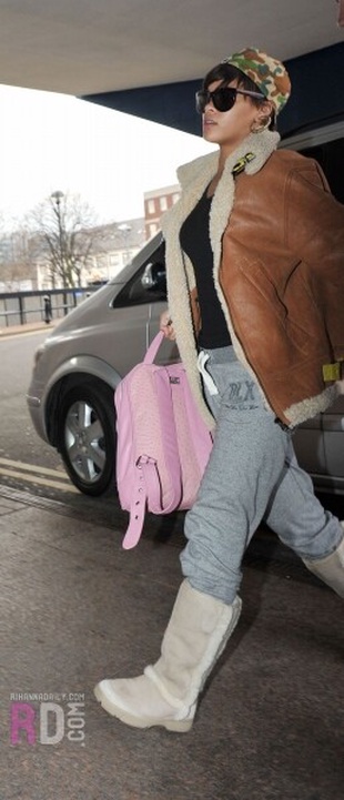 Rihanna Arriving to London UK December 11, 2010