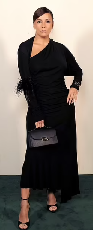 black long sleeve dress, sandals, and handbag?