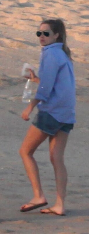 Lauren Conrad Vacationing in Mexico December 4, 2009