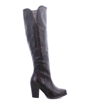 sumaya boot in black dip dye