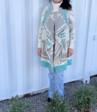 women's awendea wrap in gray turquoise