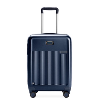 Carry-On Expandable Spinner Suitcase (53cm)