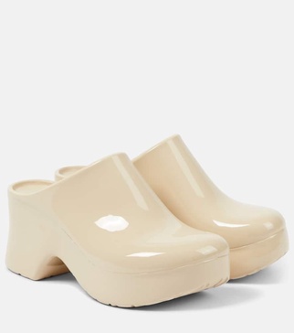 Paula's Ibiza Foam platform clogs