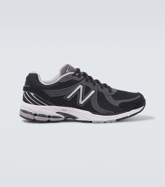 x New Balance MR860 sneakers